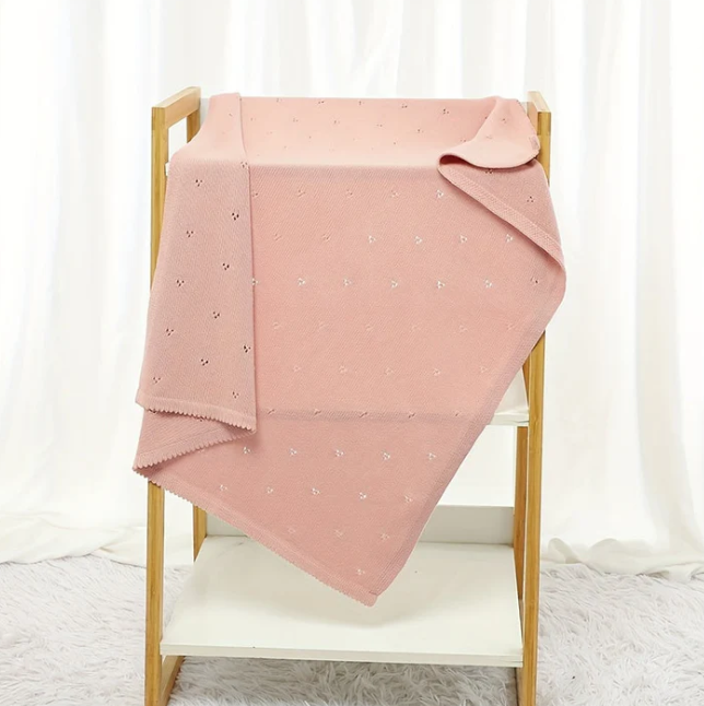 Cozy Baby Knitted Blanket – Soft Solid Color & Air-Cooled Design – Ideal for Strollers & Gifting